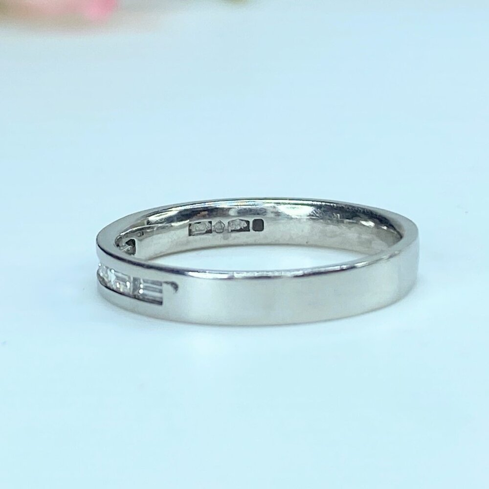 JR9317 B&N London Platinum 950 0.24ct Baguette diamond wedding band 5.7g s8 - Picture 2 of 8